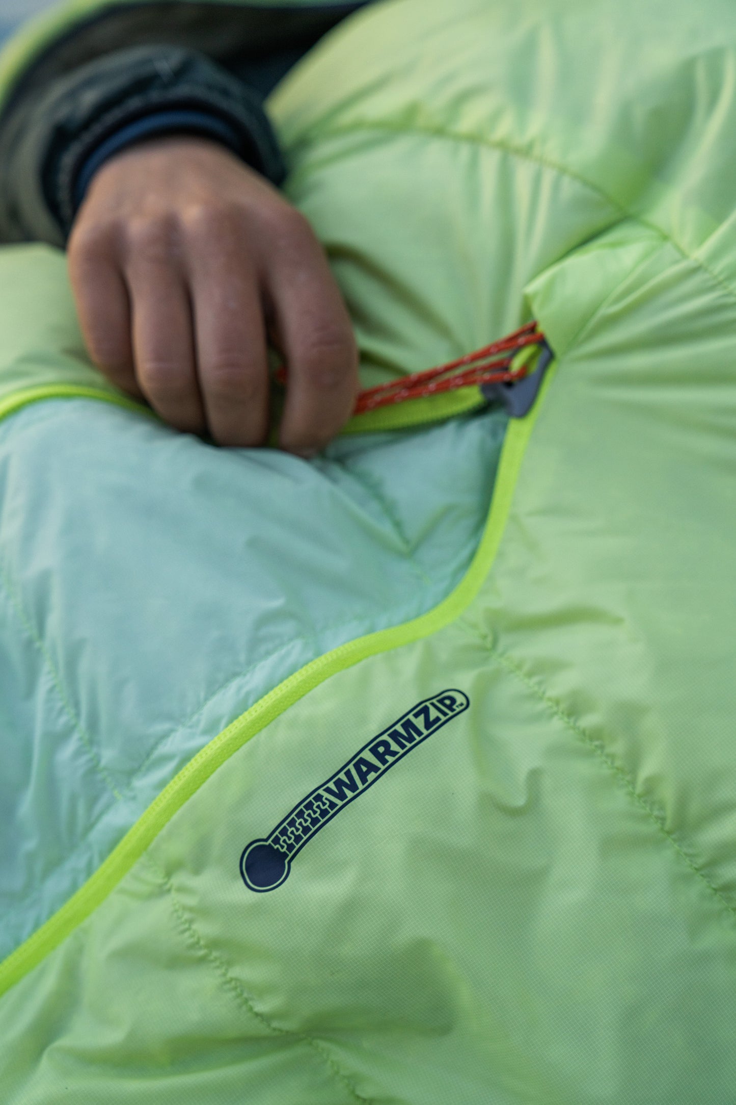 Therm-a-Rest Boost 650 32F/0C Down Sleeping Bag Regular - Meadow Green