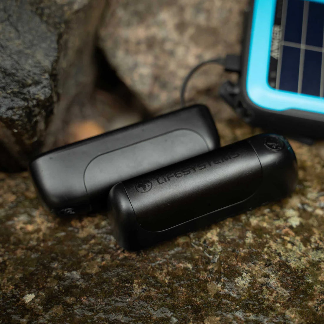 Lifesystems Dual-Magnetic Rechargeable Hand Warmers