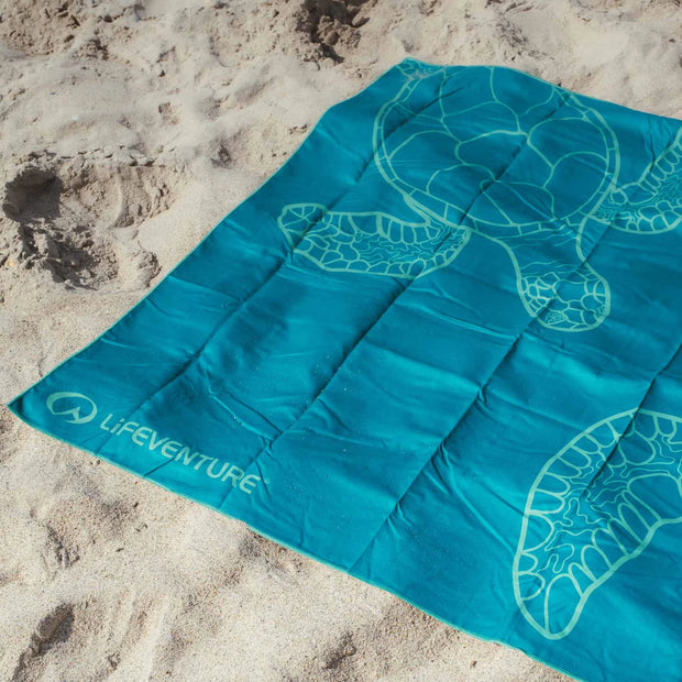Lifeventure SoftFibre Giant Recycled Towel - Turtle