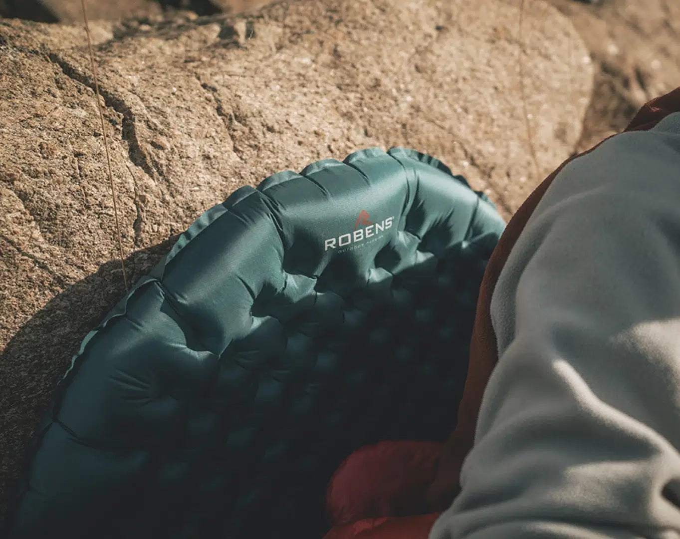 Robens HeatCore 5.9R Insulated Backpacking Mat - Large Blue