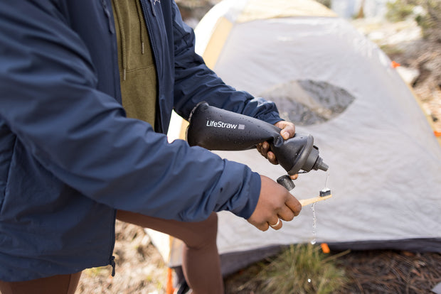 LifeStraw Peak Series 650ml Squeeze Bottle Water Filter - Dark Grey