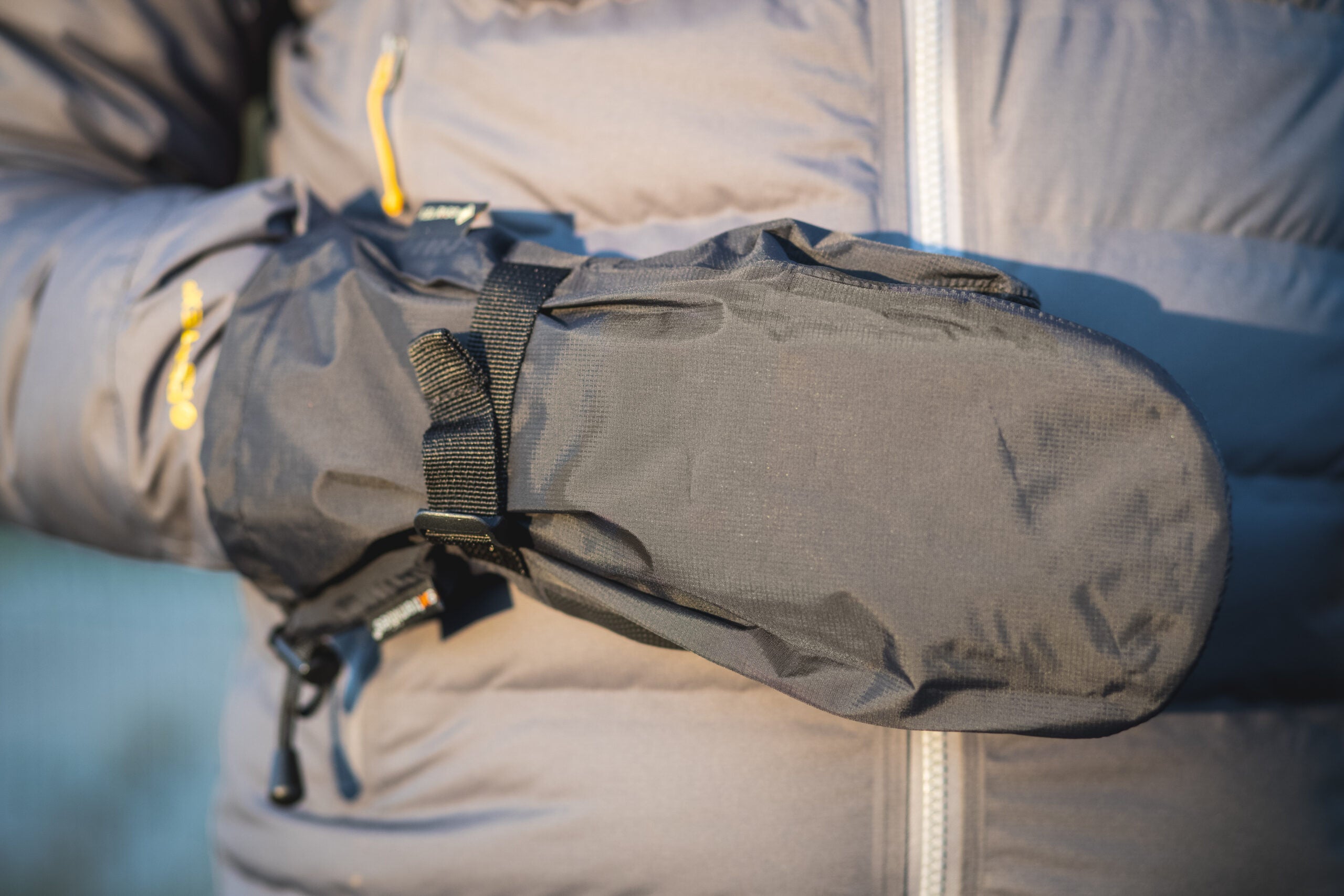 Extremities Tuff Bags Gore-Tex Overmitts