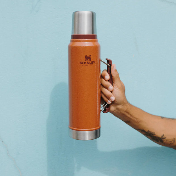 Stanley Classic Legendary Bottle Vacuum Flask - 1.0L Clay