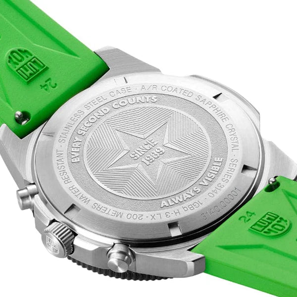 Luminox Pacific Diver Chronograph 44 mm Diver Watch Black-Green Dial - Set