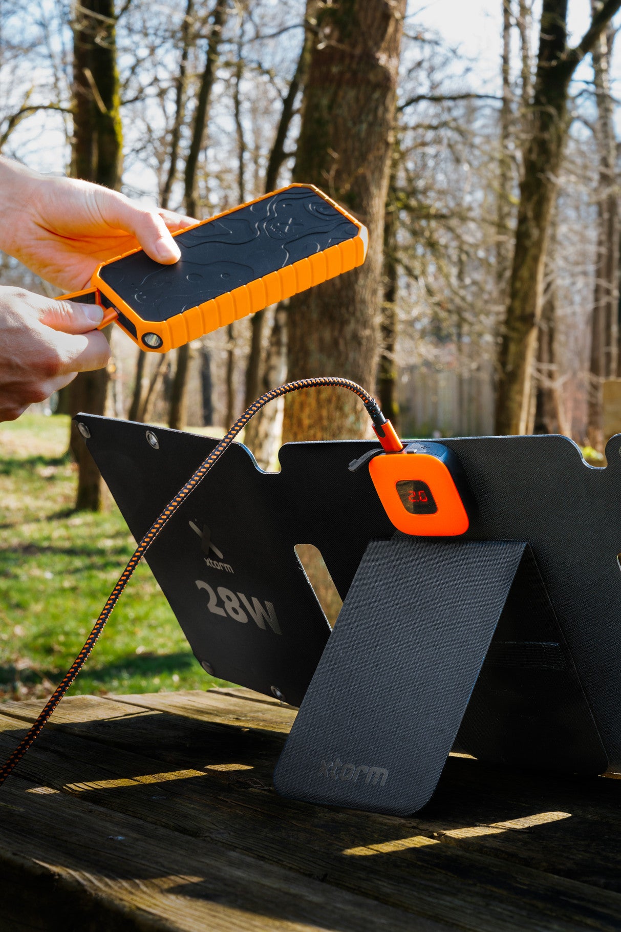 Xtorm Solar Booster 28W - Foldable Camping Trekking Solar Panel