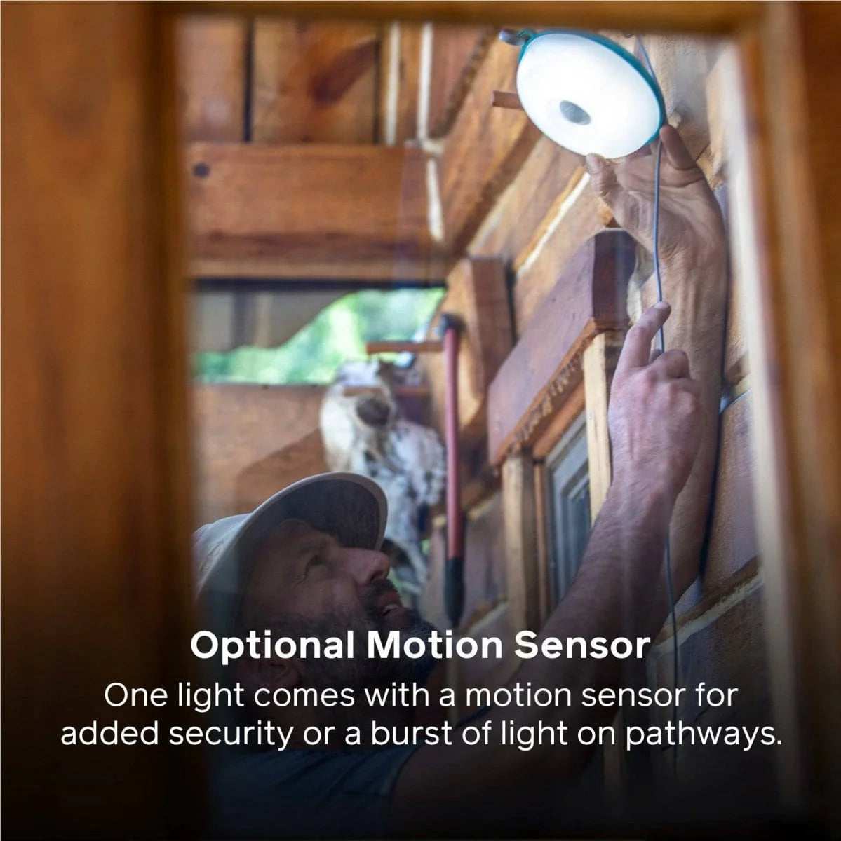 Biolite SolarHome 625 Solar Light Charging & Radio