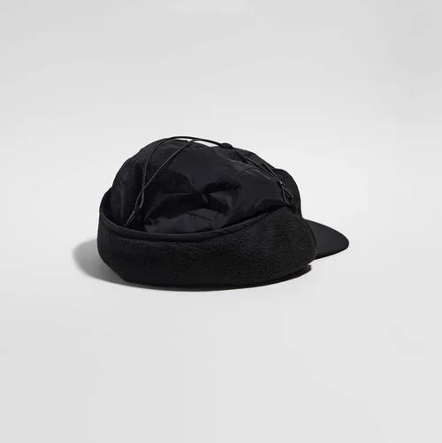 VÅGA Padded Hiker Water Resistant Insulated Cap - Black